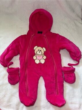 Sweet and soft Kids Pink Hooded Fleece One-Piece with Bear Applique